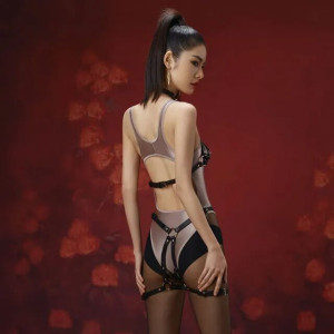 Сбруя зі страпоном LOCKINK SEVANDA Queen Sheba Set with Golden Dildo. Photo 3